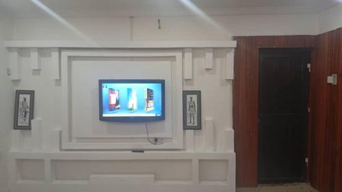 Ofin Hotel | Zehra Gardens