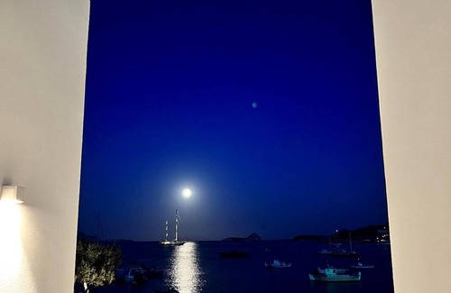 Apollonia Villa | ZELOS Guesthouse Milos