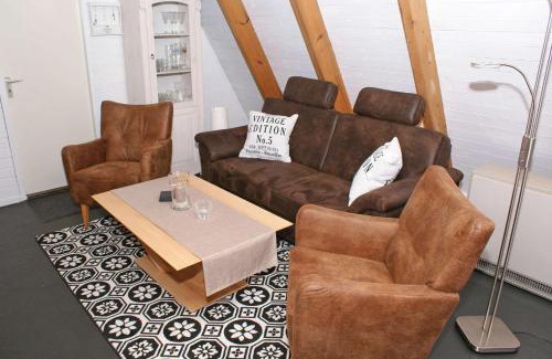 Damp House | Zeltdachhaus mit W LAN Parkplatz
