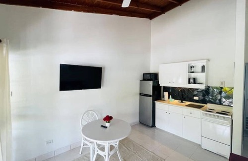 Sunset Crest Apartment | ZEN 1BR Escape | Perfect for Relaxing Getaway