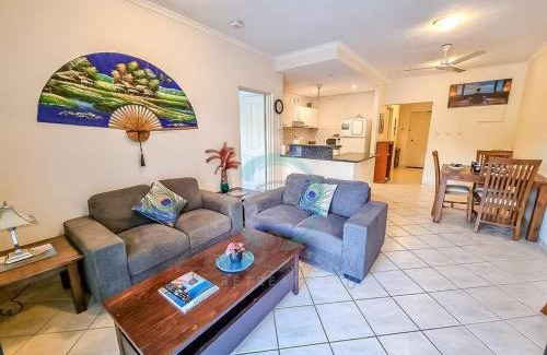 Cullen Bay Apartment | ZEN CITY Modern 1-BR City Apt Near Mindal Markets