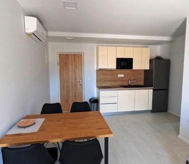 Brist Apartment | Zen Residence 2