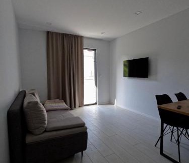 Brist Apartment | Zen Residence 2