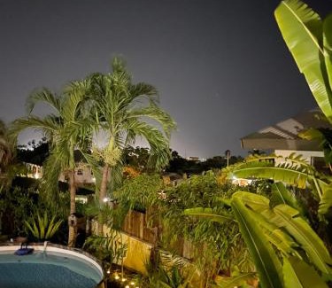 Lodge Hill House | ZenBreak Harbour View 5bd