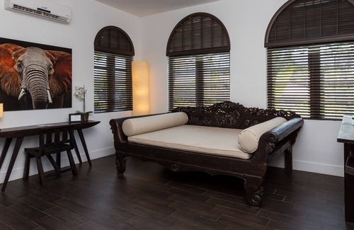 Northeast Miami House | Zenmotel inn
