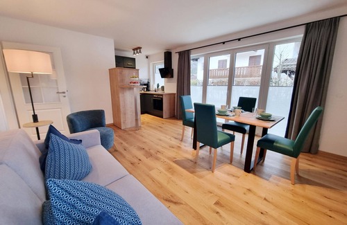 Mittenwald Apartment | "Zentral" - vacation apartment/1 bedroom/shower, WC - Gröbl-Alm, alpine inn/hotel