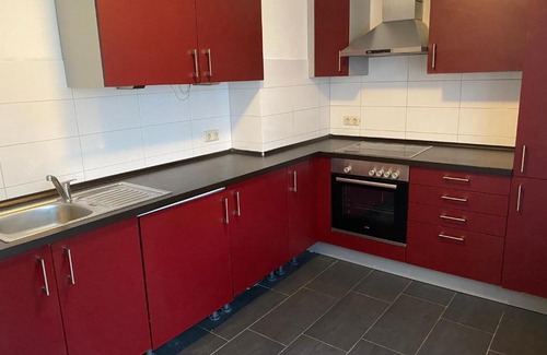 Lubeck City Centre Apartment | Zentrale 2-Zimmer Wohnung in Altstadt & Bahnhofsnähe (überdachte Gartenterasse)