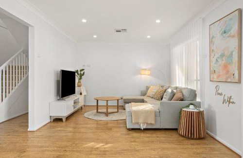 Cessnock House | ZenVine Retreat
