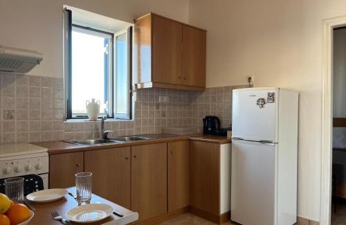 Travasarianika House | Zhanna House
