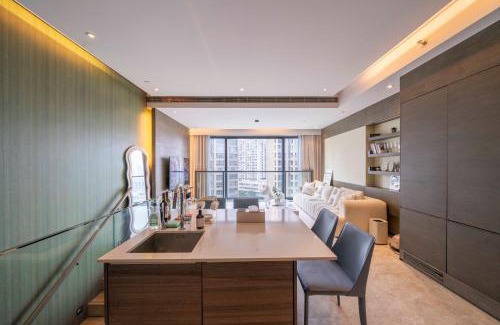 Jing'an Apartment | ZHome-SuHe Luxury Mansion-Near NanJing Road