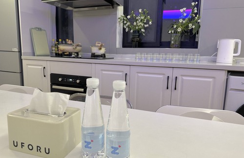 Downtown Shanghai Boat Rental | ZHome-Three floors 4 bedrooms-Near the Bund