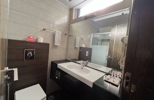 Greater Kailash Hotel | Zip By Spree Hotels Delhi Greater Kailash