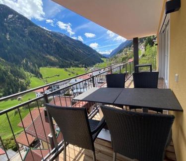 Kappl Apartment | Zirben Luxus Apartments mit SPA und Pool direkt in Kappl