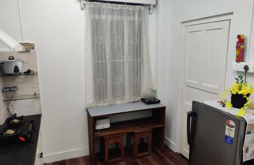 Laitumkhrah Apartment | ZnZ's Apartment