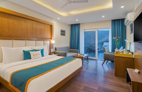 The Mall Road Hotel | Zone Connect by The Park Mussoorie