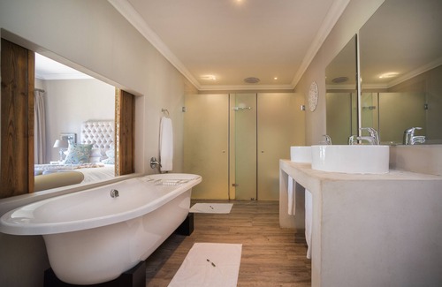 Cape Winelands Hotel | Zorgvliet Country lodge