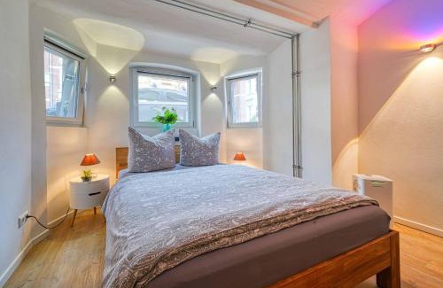 Ostorf Apartment | Zuarin Gewölbekeller - direkt am Schlossgarten von Schwerin - Parkplatz auf Anfrage - Aufladestation für Elektro-Autos vorhanden