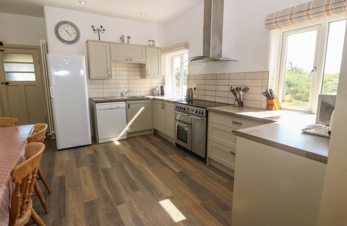 Caergeiliog Cottage | Wig Carna
