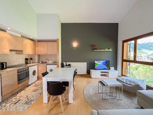 Ático De 3 Habitaciones Con Vistas Soldeu - Parking incluido l by BonesVacances