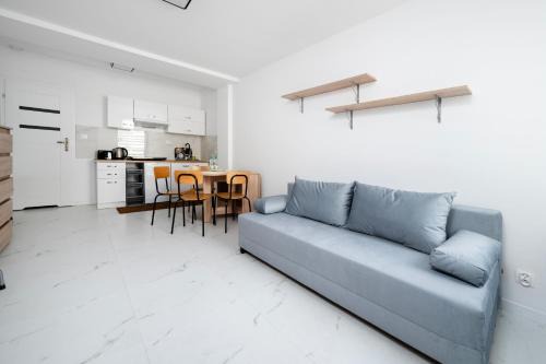 Łódź Urban Serenity Studio #10 by BookingHost