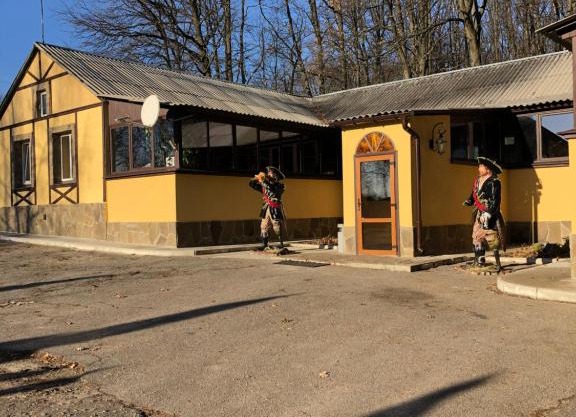Гостиница Медведь