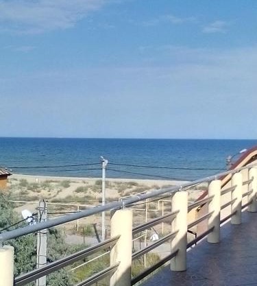 Дом на берегу Черного Моря