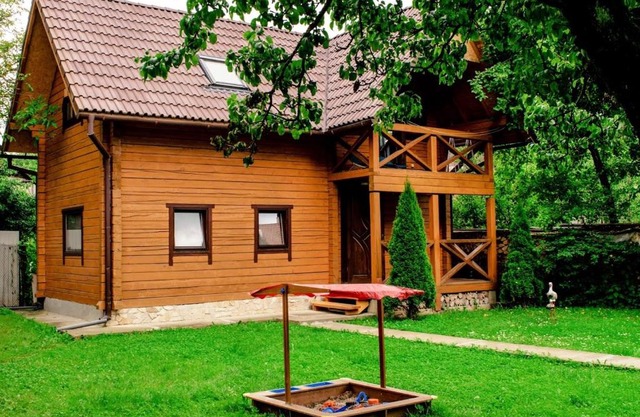 Файна Хижа