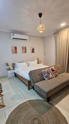 استديو الدمام حي النور دخـول ذاتي - الفيروز الفندقية