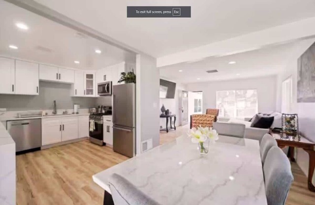 ৎ୭ Los Angeles Glamour Home ৎ୭Pool, Games, Jacuzzi &more