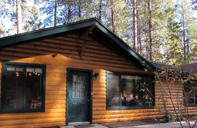092 - Crestwood Retreat