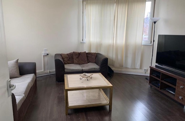1 Bed Apartment, Close to station