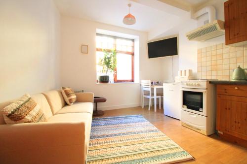 1 bed Cheshire St London City Brick Lane Ideal for Family of 3
