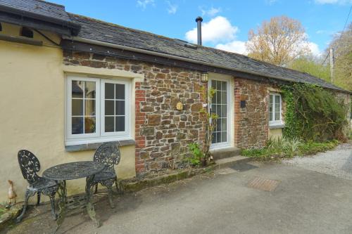 1 Bed Cottage - Hot Tub Pool Wifi Pets