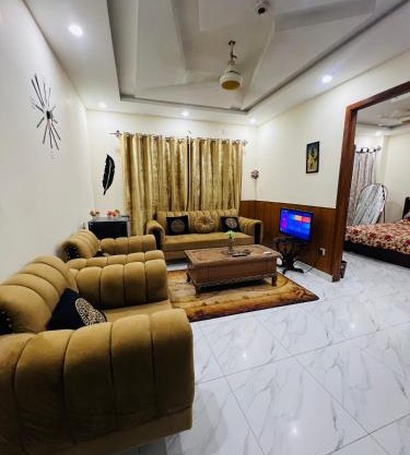 1 bed furnished apartment flat Bahria town Rwp isb