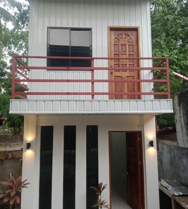 1 Bed House - Sleeps 2 - Parking - Wifi