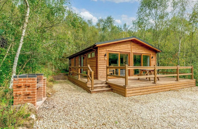 1 bedroom accommodation in Freehay, Cheadle