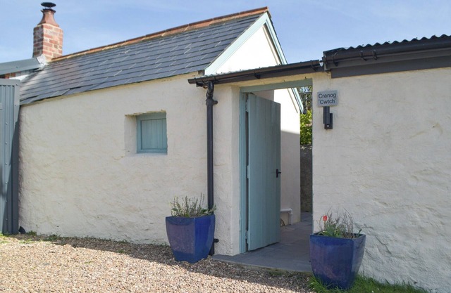 1 bedroom accommodation in Trefin, near St Davids