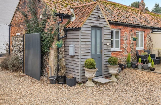 1 bedroom accommodation in North Elmham