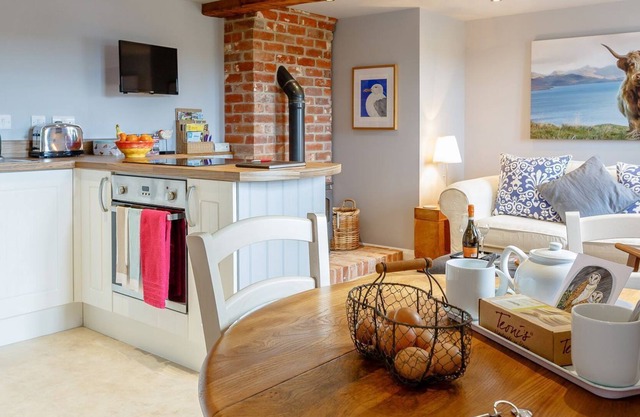 1 bedroom accommodation in Bickleigh, near Tiverton