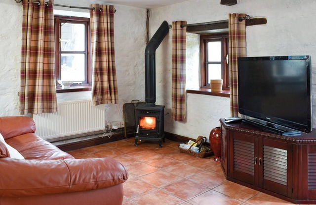 1 bedroom accommodation in Woolaston, near Lydney