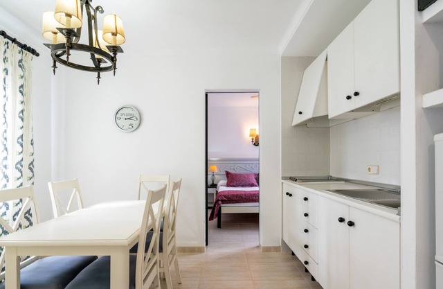 1 Bedroom Apartment.