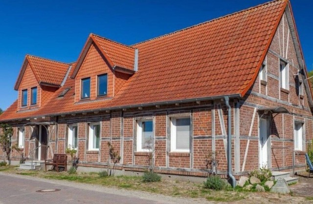 1 Bedroom Apartment in Sellin