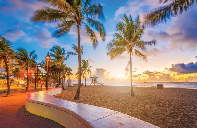 1 Bedroom Deluxe Condo in Pompano Beach, Wyndham Sea Gardens Resort!