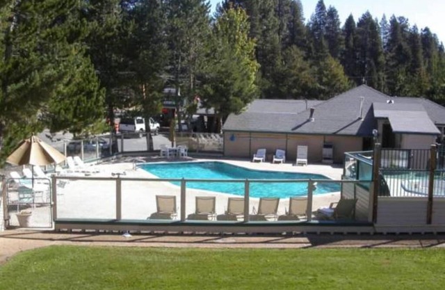 1-bedroom guestroom in Tahoe Vista, 22 minutes to Northstar California Resort