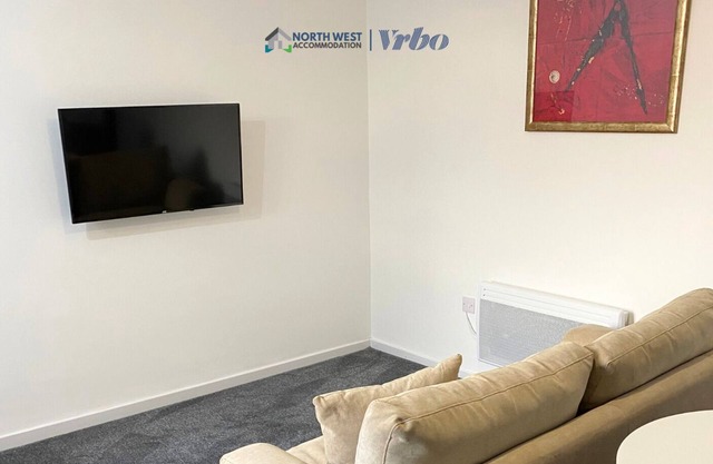 1 Bedroom St Helens Apartment | Free WiFi | Fully Furnished