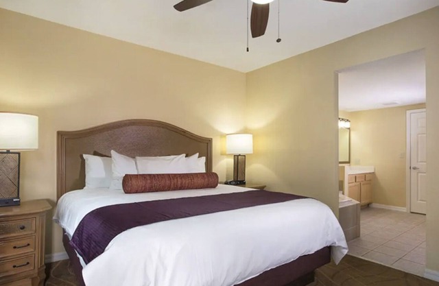 1 Bedroom Suite @ Pompano Beach Resort!