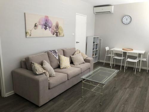 1 Bedroom Unit in Heart of Elsternwick