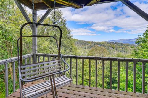1 Mi to Slopes! Sugar Mountain Retreat with Views