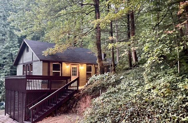 1 Mile 2 DwTn Gatlinburg/Park-Like Setting/Rustic