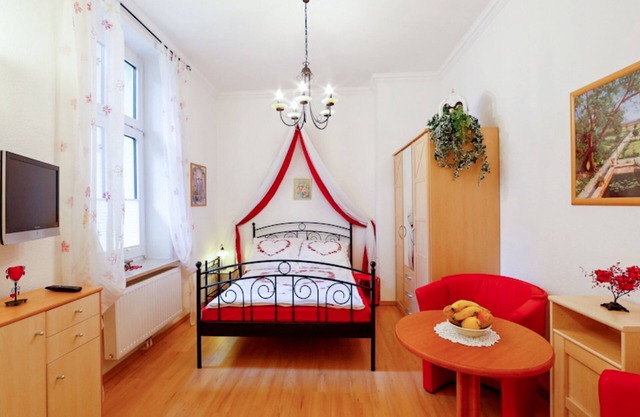 1-room apartment no. 5, 20m², 1. Floor, east - Waldhaus Gronenberg